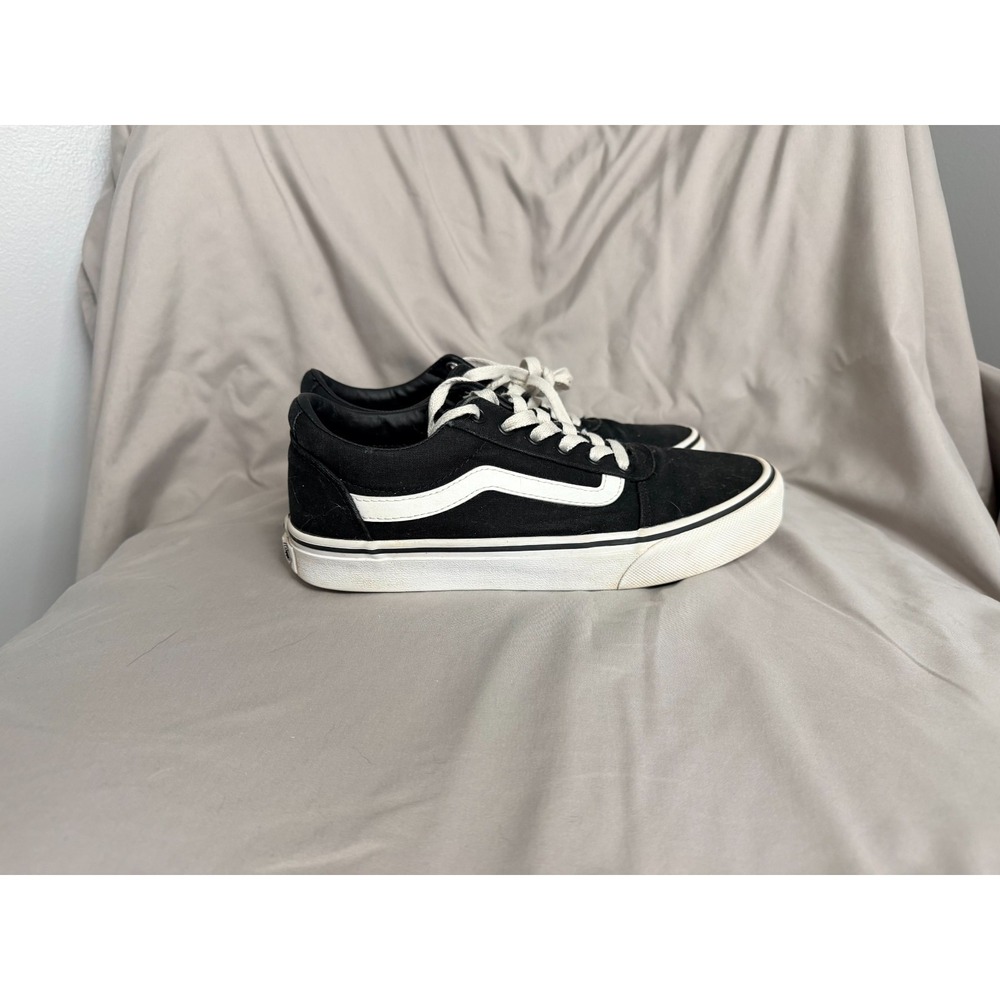 Size 8 - Vans Old Skool Black White